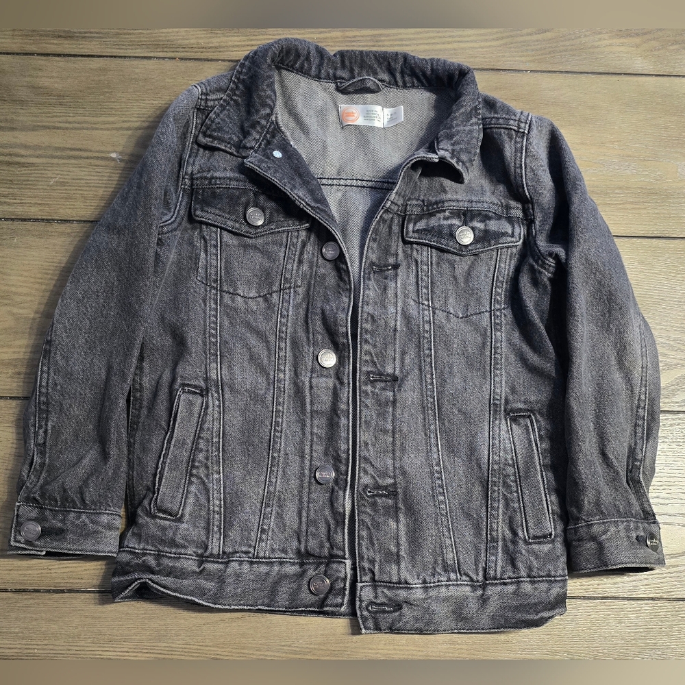 Childs Small 6-7 Black Faded Denim Jacket